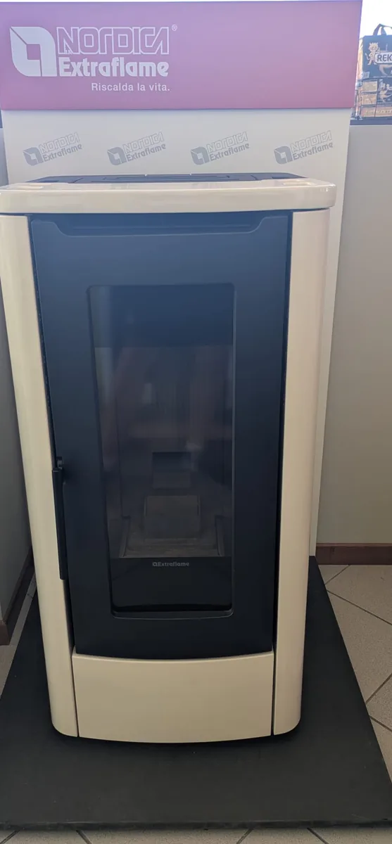 Stufa a pellet Extraflame Teorema Plus finitura avorio